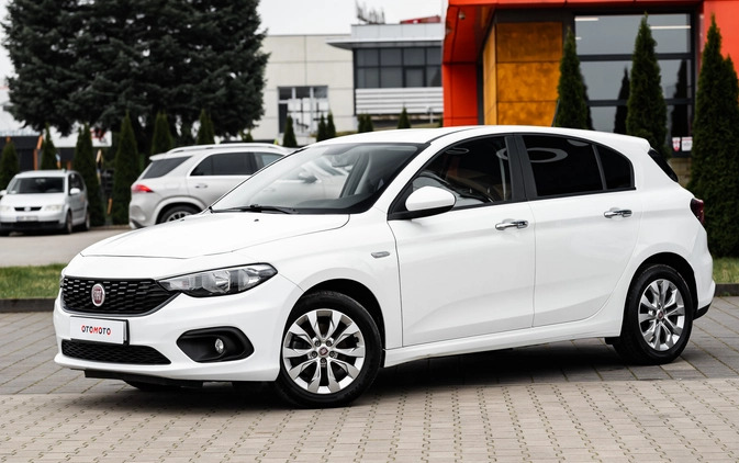 Fiat Tipo cena 43900 przebieg: 78000, rok produkcji 2019 z Radom małe 667